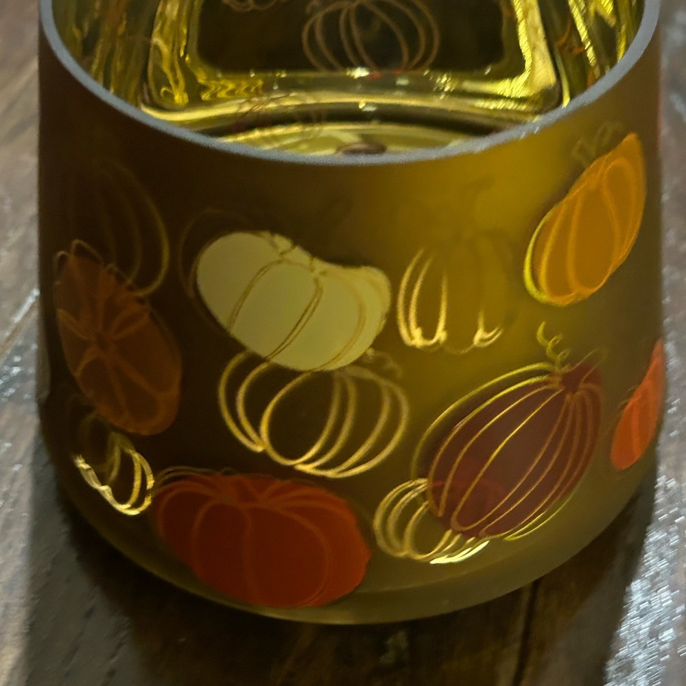 Yankee Candle Pumpkins Glass Shade - Picture 7 of 9